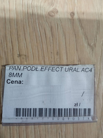 Panele podłogowe AGT EFFECT URAL AC4 8mm